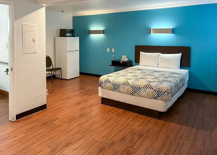 Motel 6-Ontario, CA - Convention Center - Airport