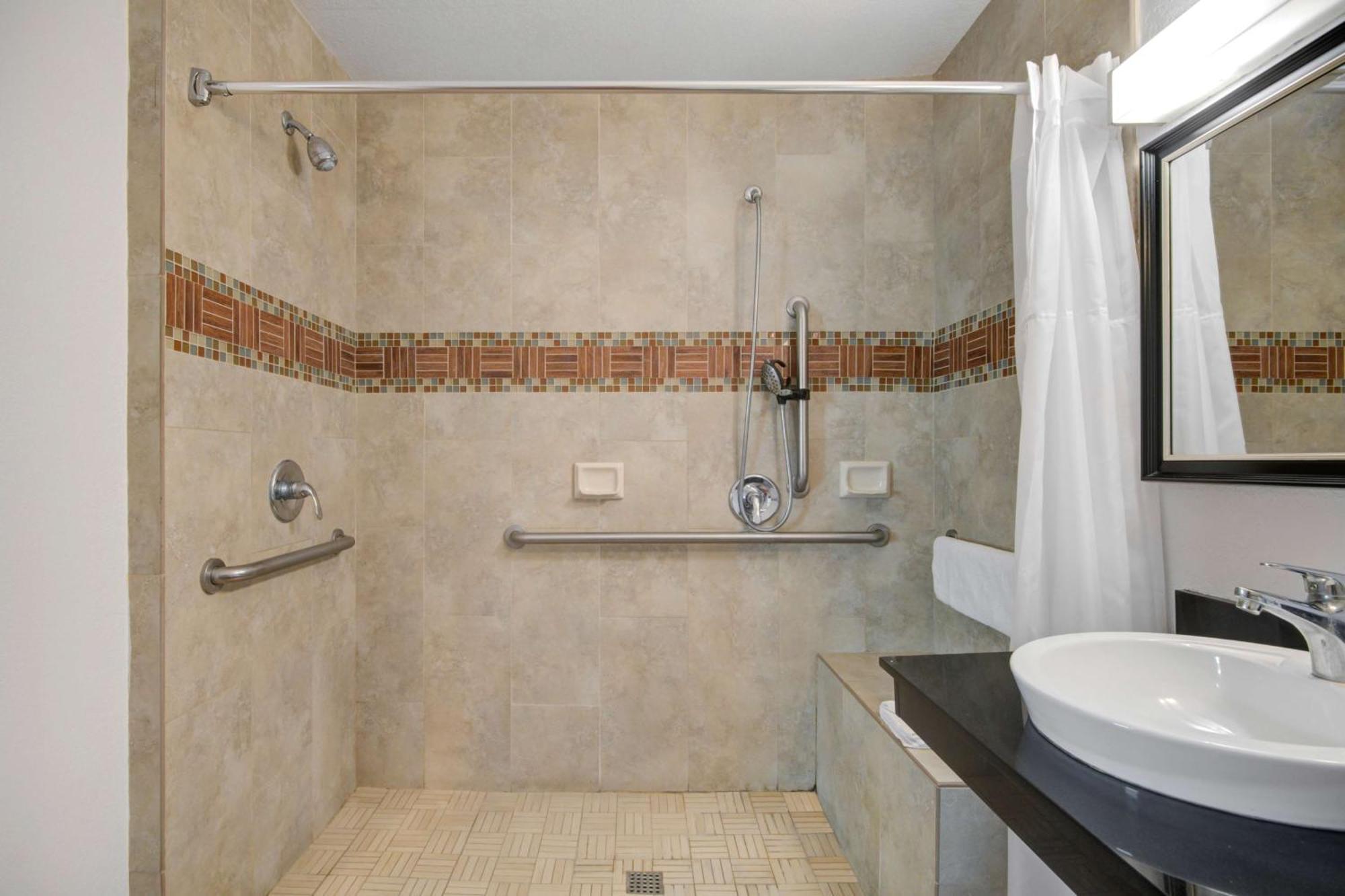 Hotel 6-ontario, Ca - Convention Center - Airport Ontario